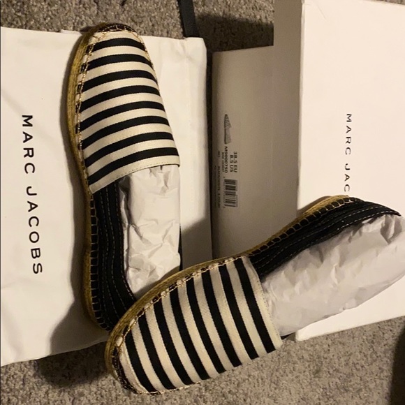 Mark Jacobs Black/White Shoes NWT - Picture 2 of 5